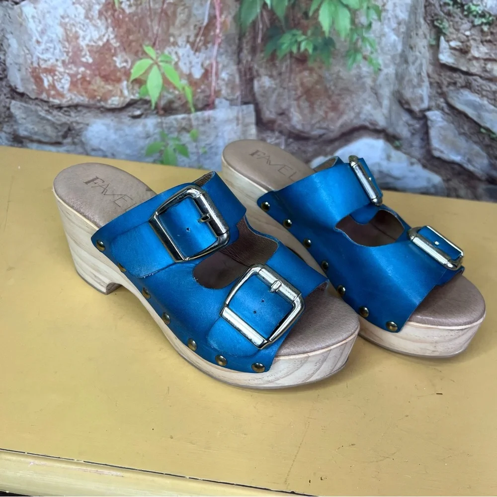 FAVELA Turquoise Leather Double Buckle Sandals, 37 - Picture 5 of 14